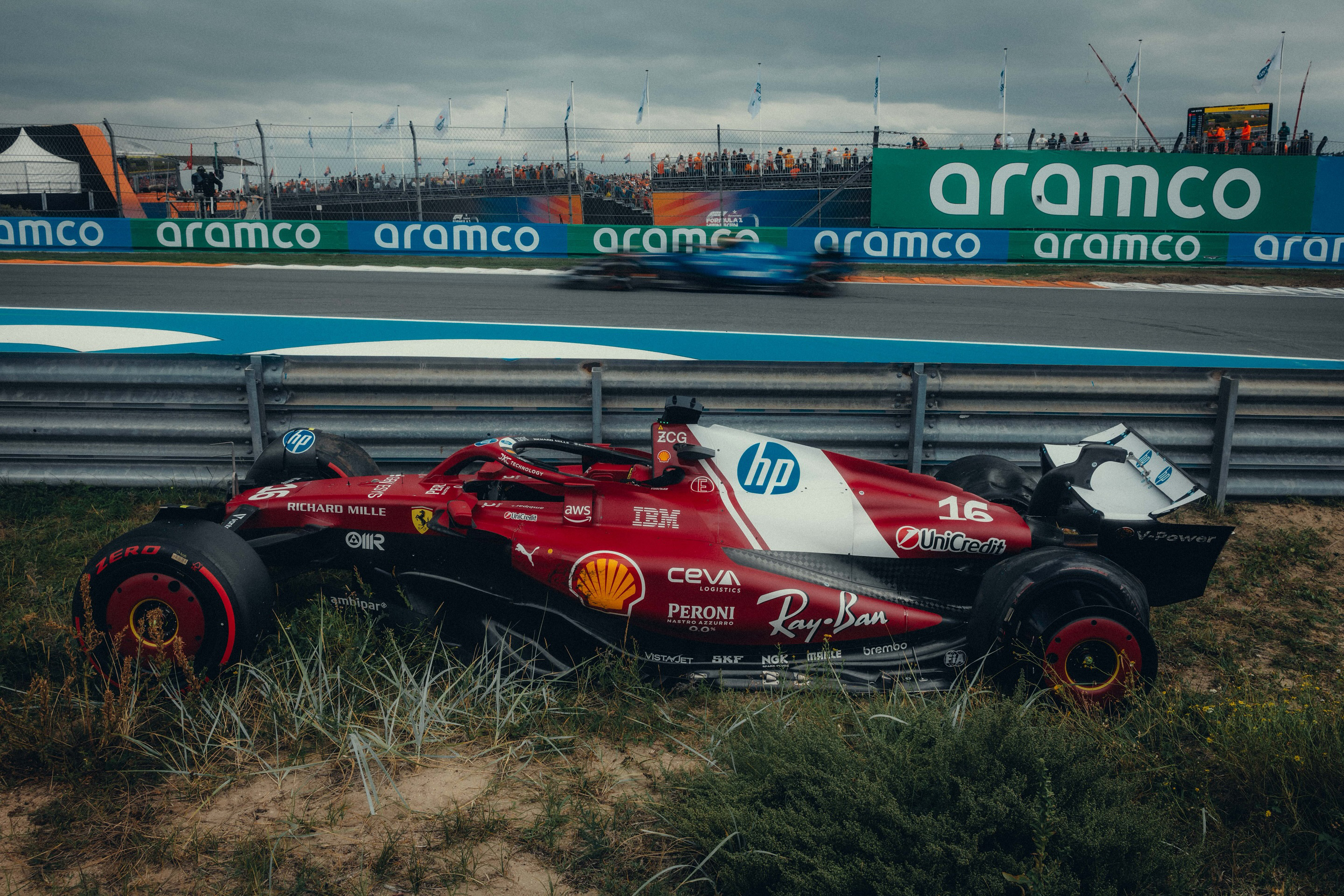 法拉利单赛季零退赛纪录作古