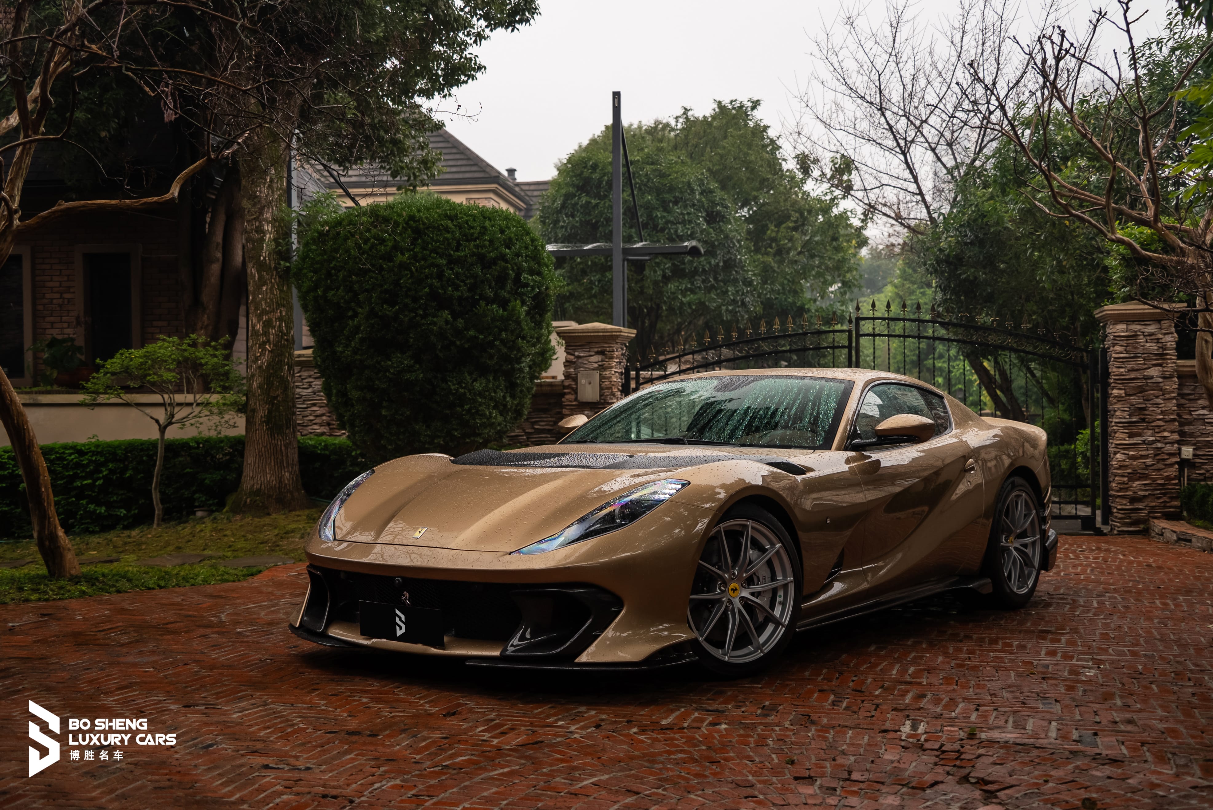 法拉利 812 Competizione